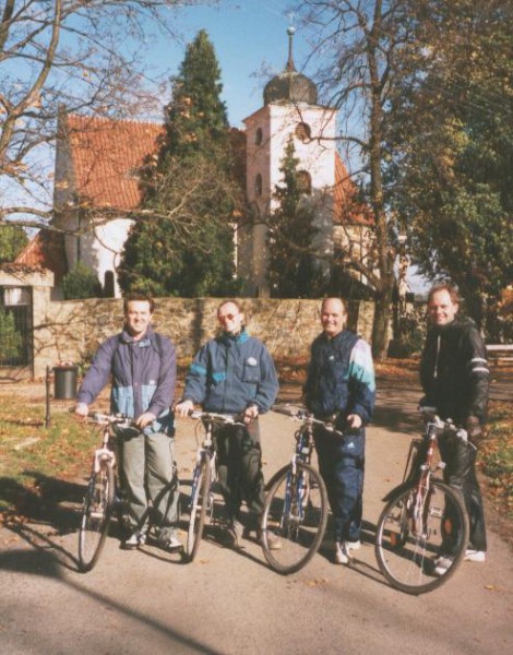 2001 Lev Hradec - s kolegy