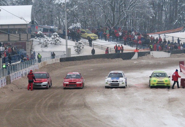 48  Na startu 
