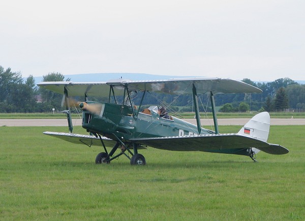 083  Historick letadlo  