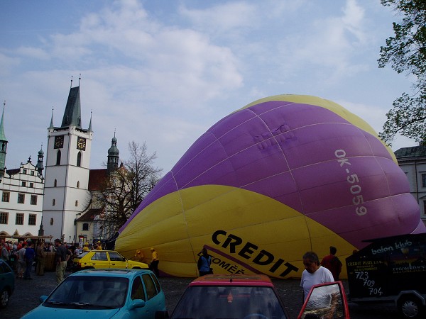 04  Ležící balon
