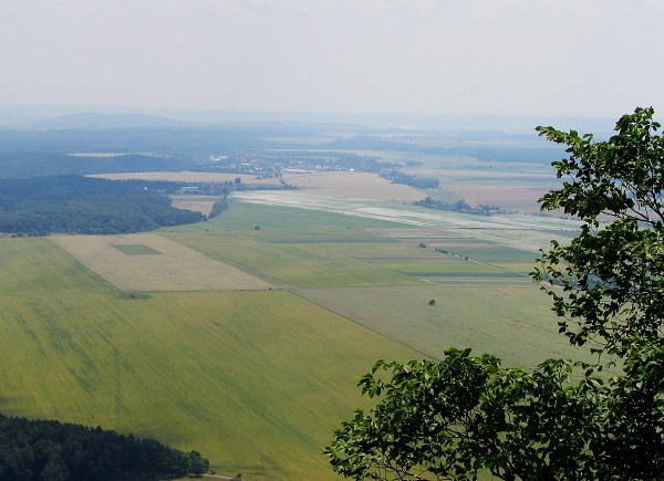 37  Pohled k Bl p. Bezdzem
