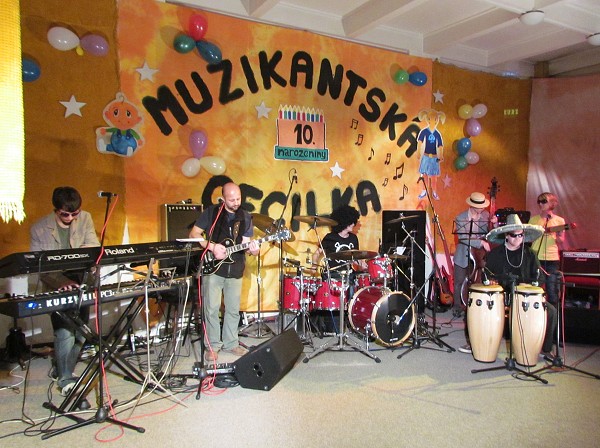 45  Mori BAND