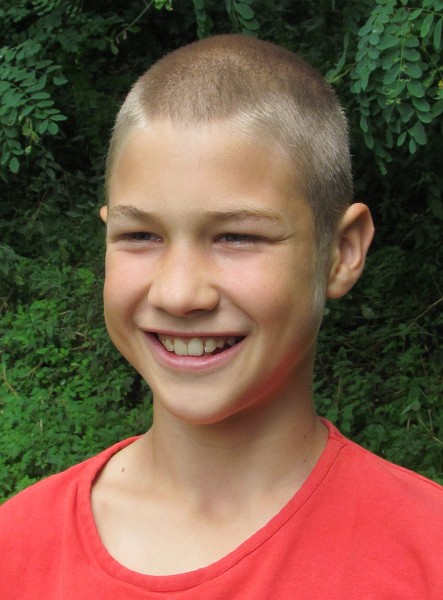 12  Vít