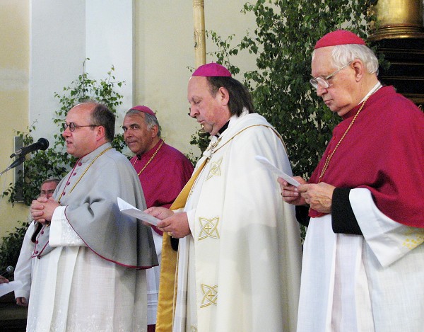 34  Pozdravení probošta kapituly