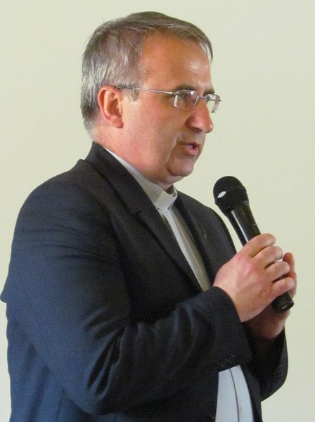 34  Slovo o formaci jáhnů 