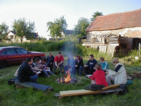 04  U ohně  