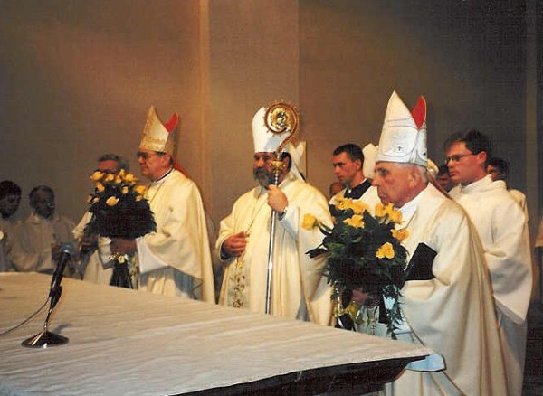 07 2002 Biskup Ji pejm veden diecze