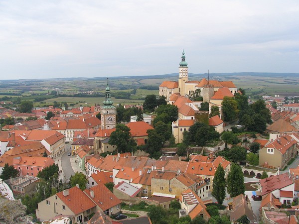 56  Pohled na zmek