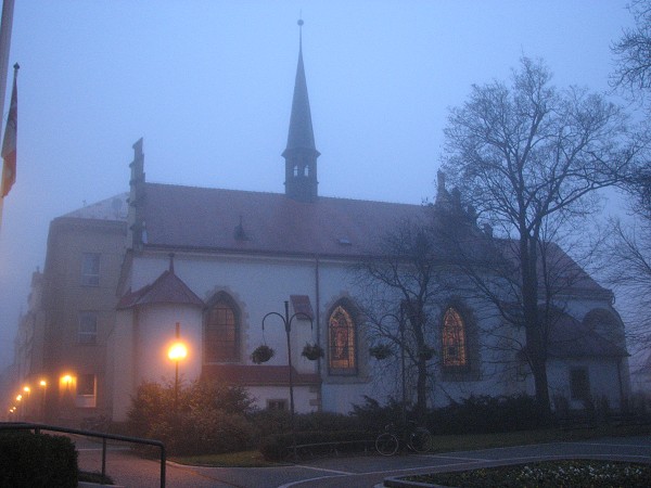 35  Kltern kostel