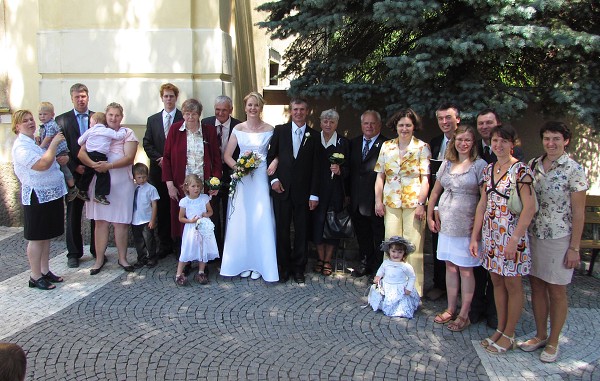 48  Rodiny nevěsty a ženicha   