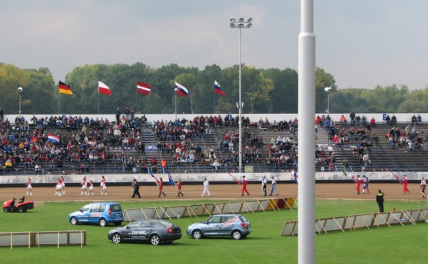 18  Nastoupen jezdc  