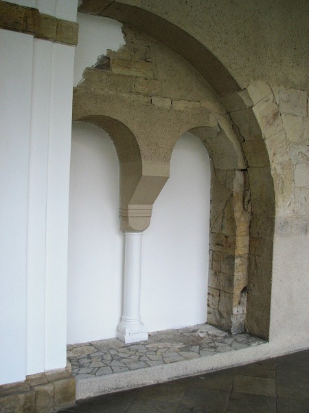 32  Detail