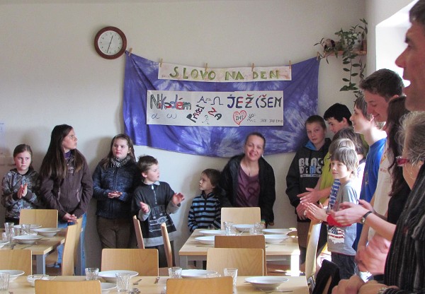 54  Oběd